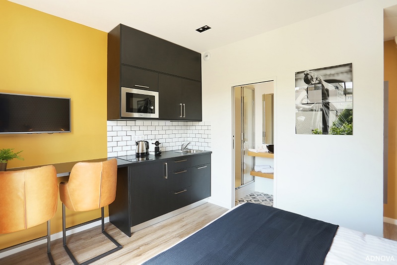 HOTEL — vue 5