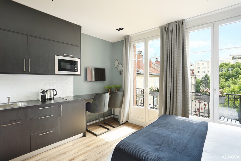 HOTEL — vue 14