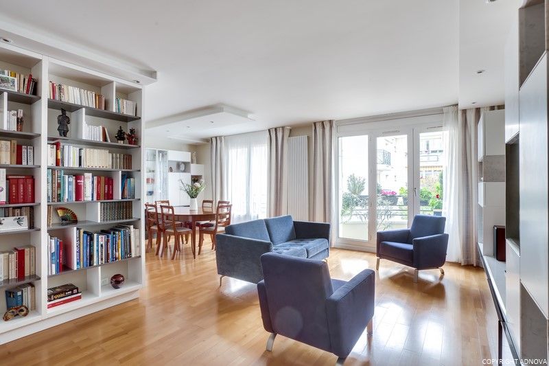 SALON AMÉNAGÉ A COURBEVOIE — vue 2