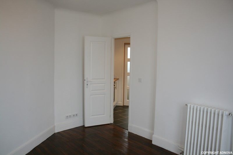 STUDIO SOUS LES TOITS — vue 2