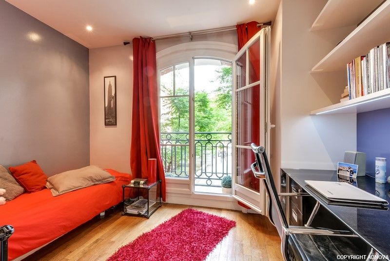 APPARTEMENT DE CINQ PIECES — vue 10